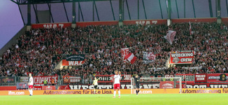 Mundlöcher im Stadion Essen