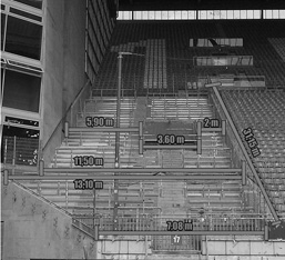 Mundlöcher im Stadion Frankfurt