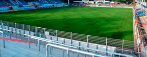 Mundlöcher im Stadion Aue